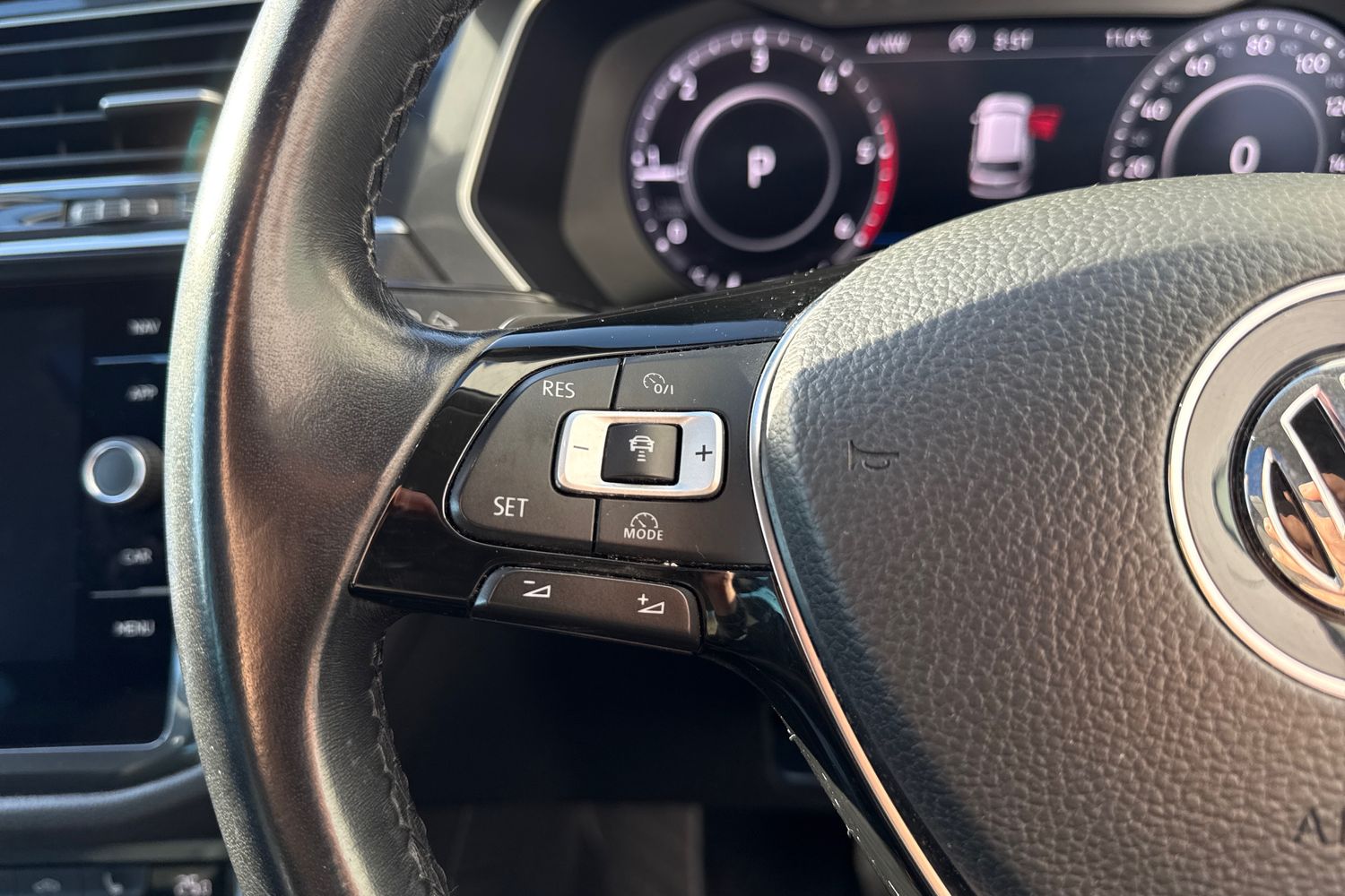 Used Volkswagen Tiguan 2018 for sale - 76401684: Photo 51