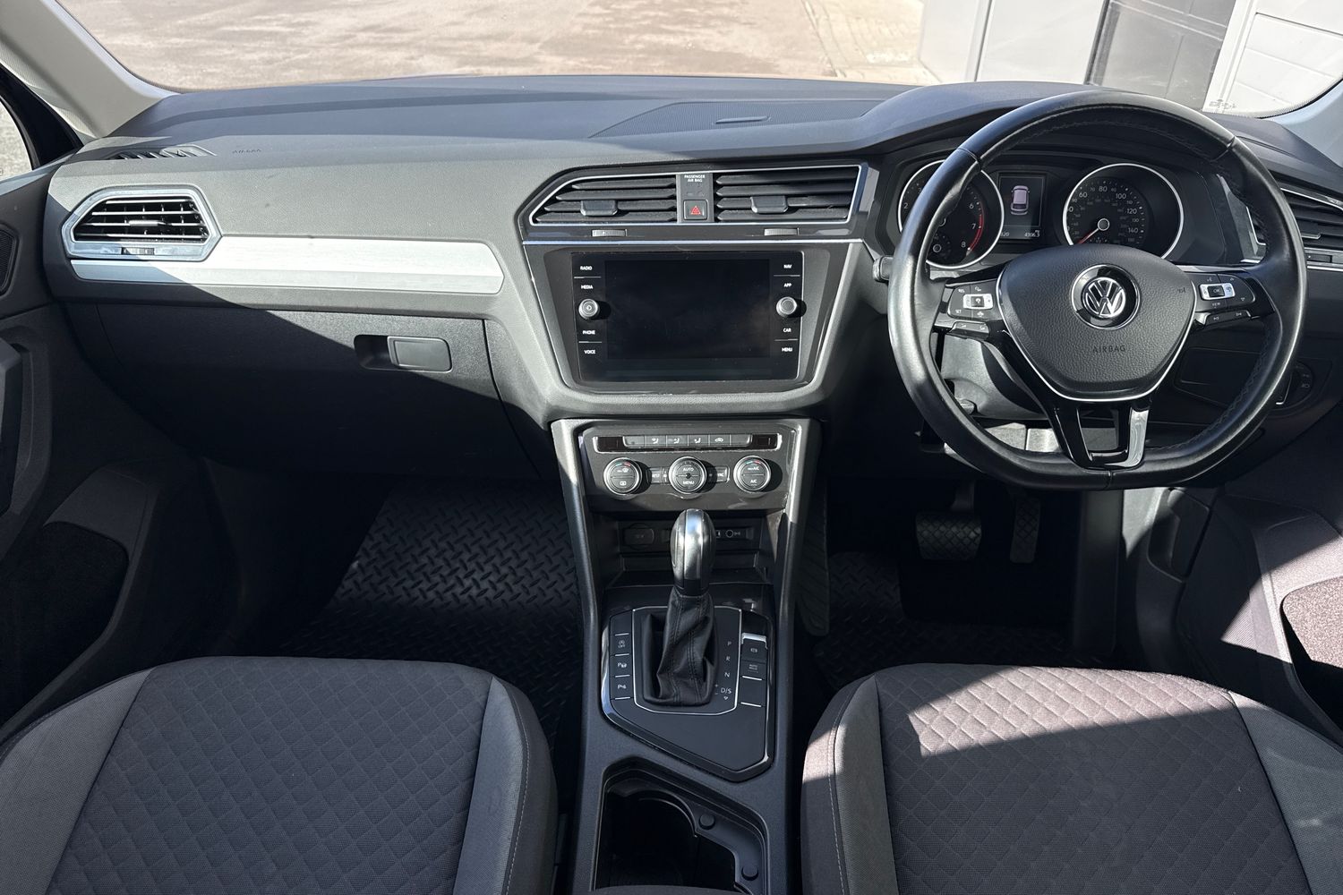 Used Volkswagen Tiguan 2020 for sale - 77334298: Photo 37