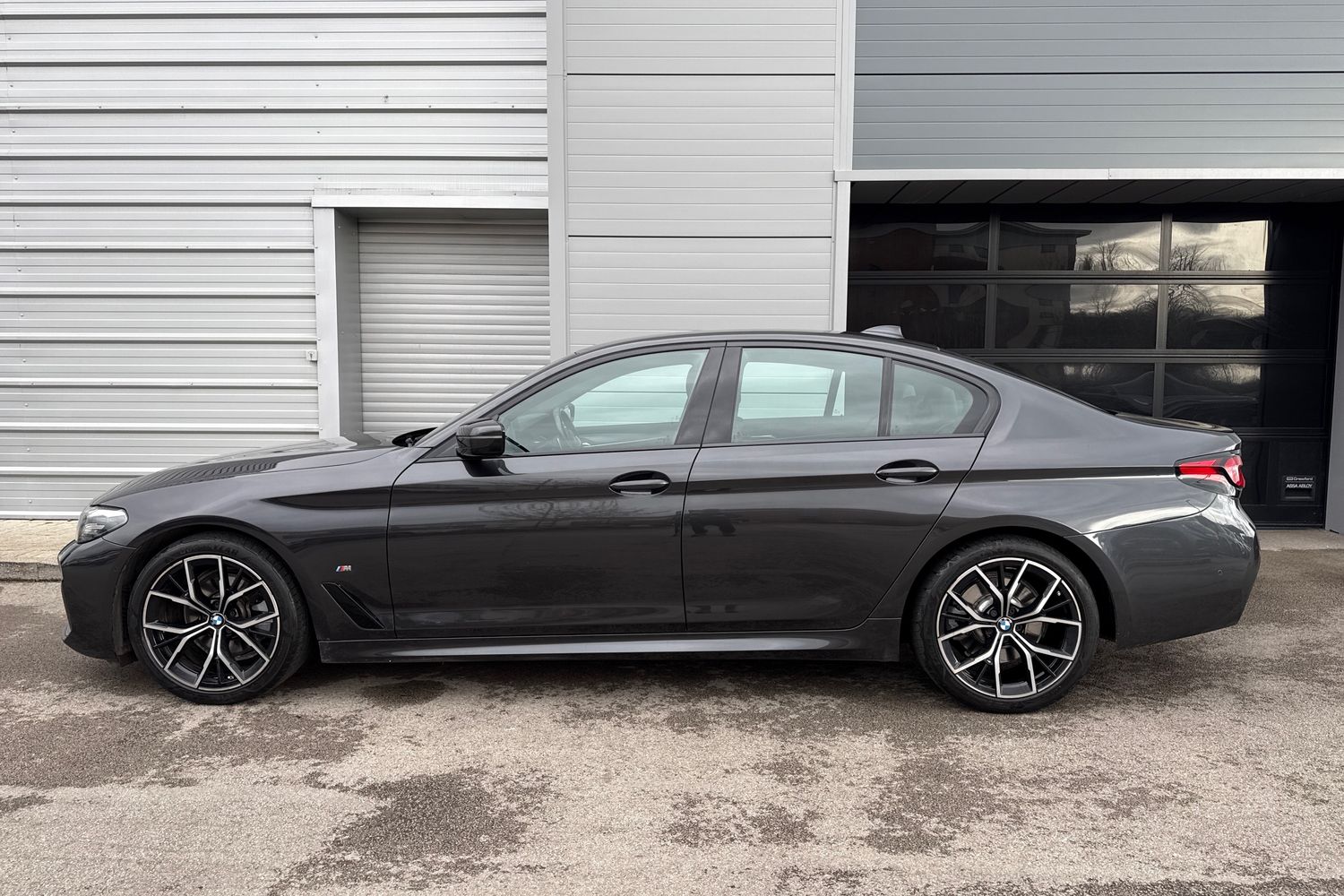 Used BMW 5 Series 2023 for sale - 77862899: Photo 28