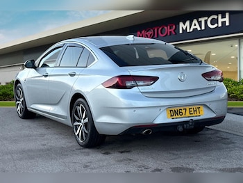 Used Vauxhall Insignia 2017 for sale - 77236067: Photo