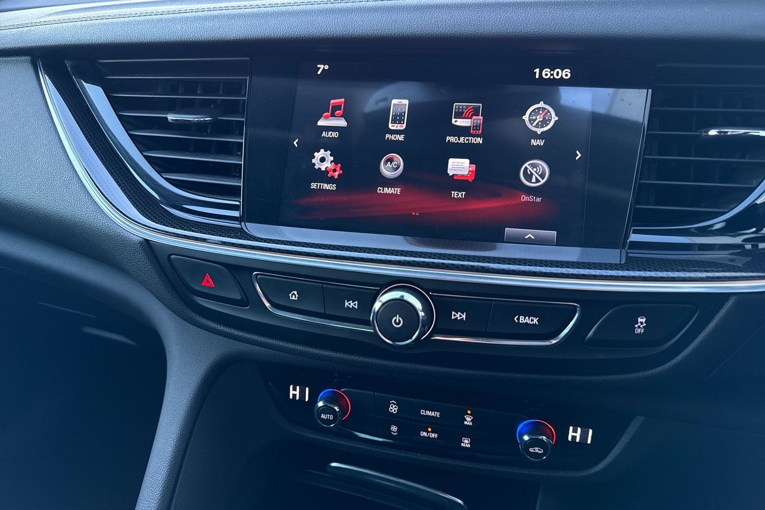 Used Vauxhall Insignia 2017 for sale - 77236067: Photo 44