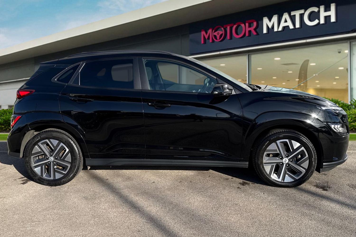 Used Hyundai KONA 2022 for sale - 77368317: Photo 3