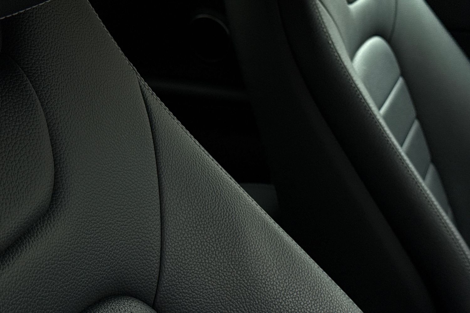 Used Mercedes-Benz C Class 2018 for sale - 76232586: Photo 37