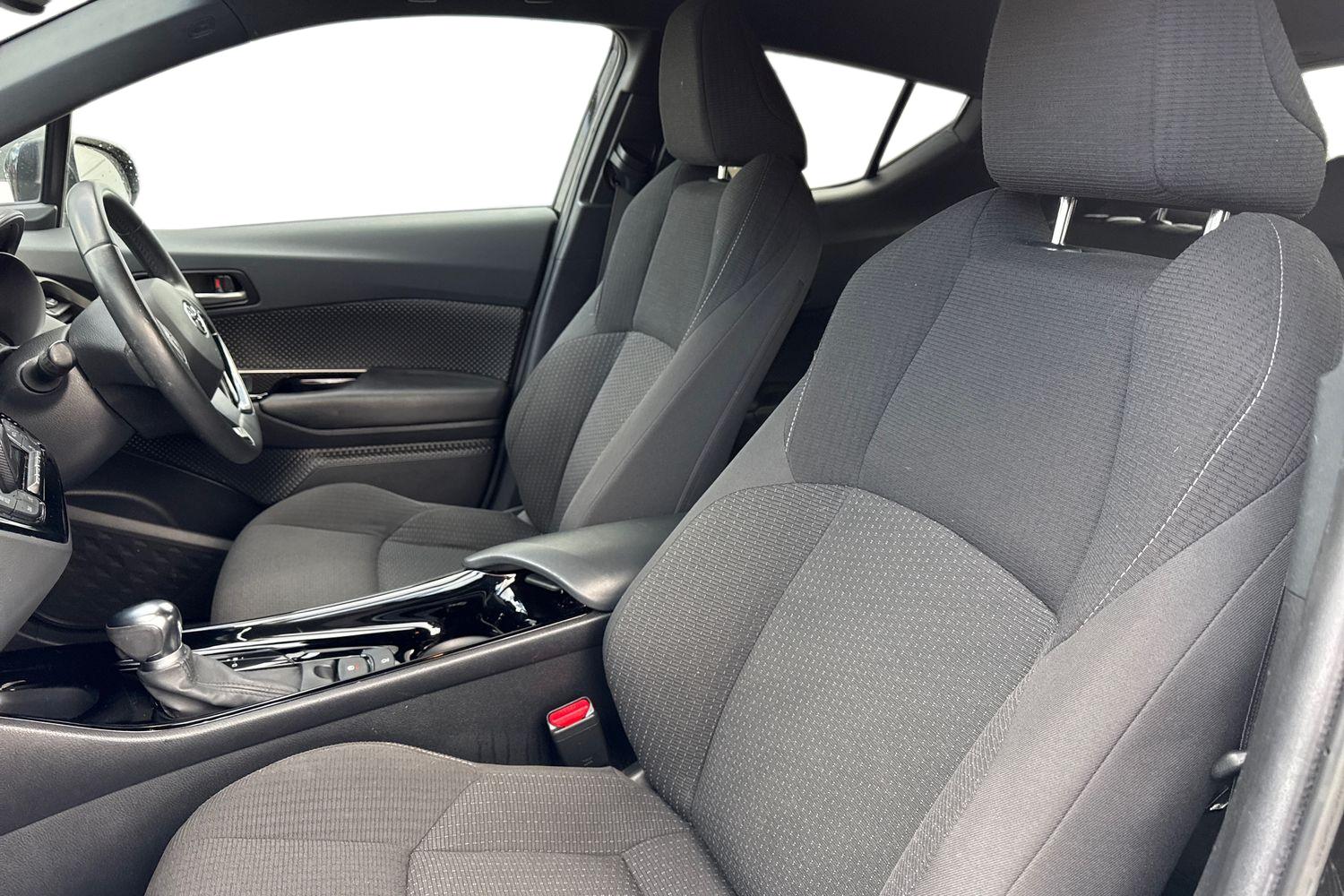 Used Toyota C-HR 2019 for sale - 78024725: Photo 15