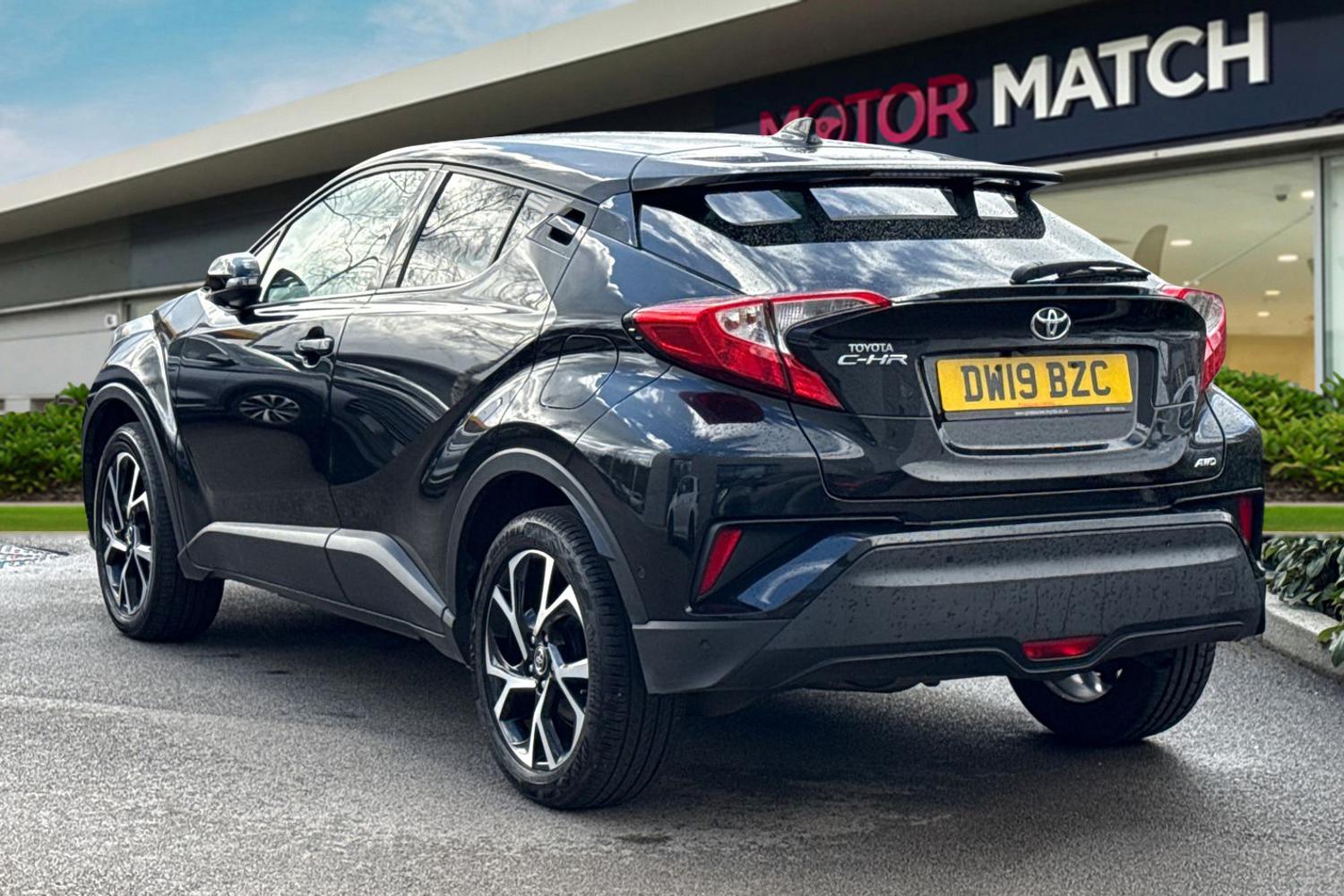 Used Toyota C-HR 2019 for sale - 78024725: Photo 2