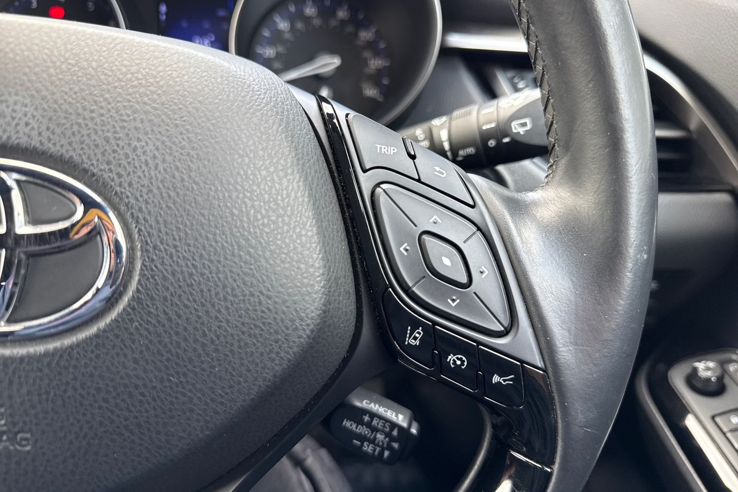 Used Toyota C-HR 2019 for sale - 78024725: Photo 55