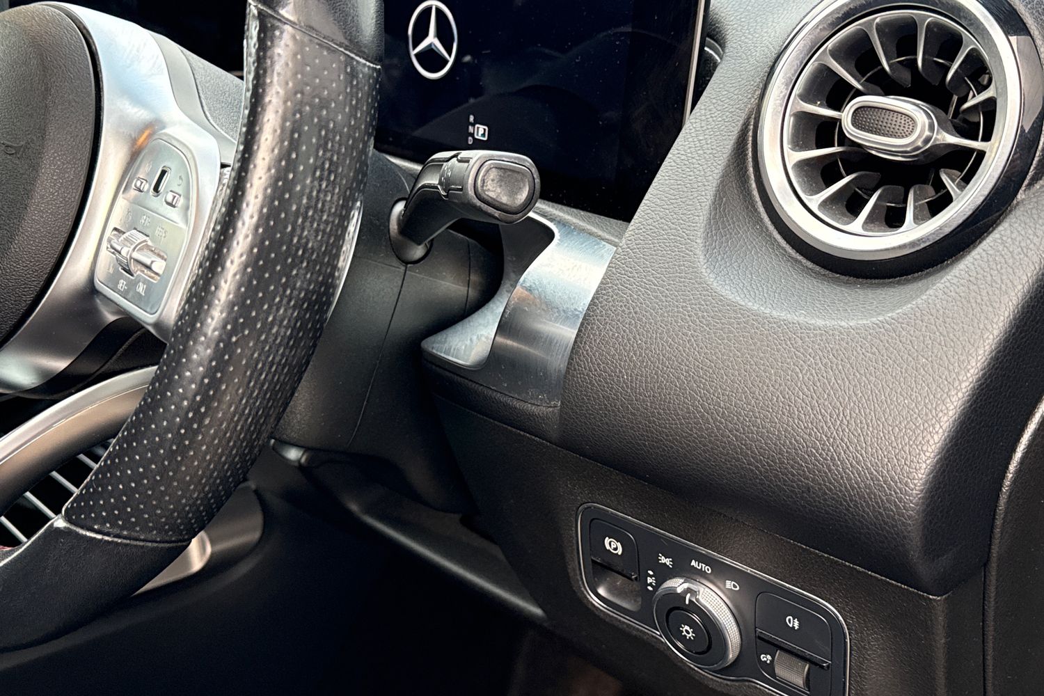 Used Mercedes-Benz GLB 2020 for sale - 76629906: Photo 42