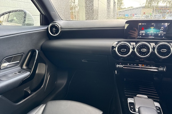 Used Mercedes-Benz A-Class 2019 for sale - 76324038: Photo 20