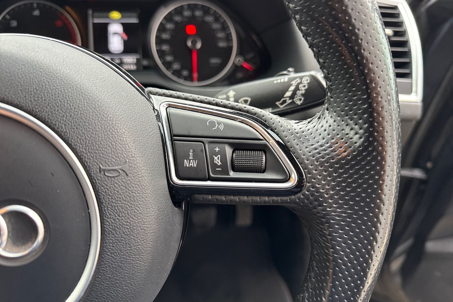 Used Audi Q5 2016 for sale - 76535115: Photo 52