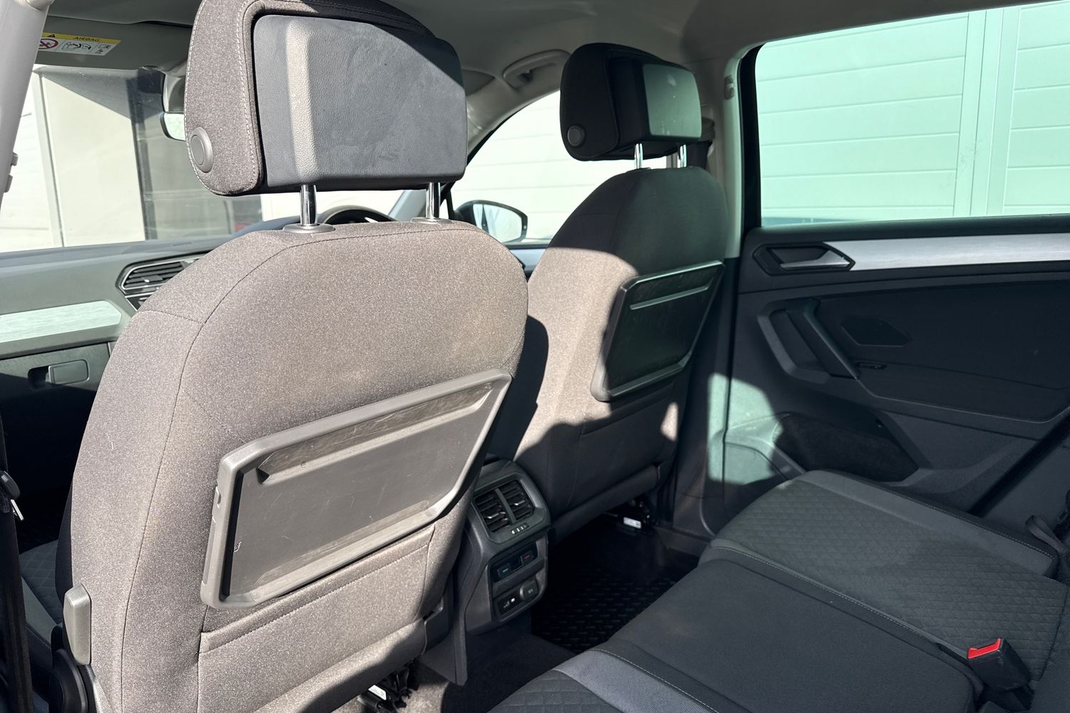 Used Volkswagen Tiguan 2020 for sale - 76509173: Photo 35