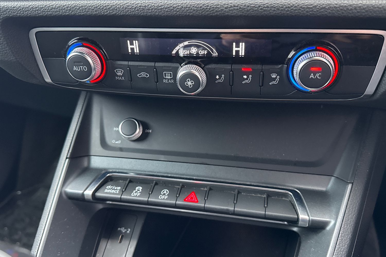 Used Audi Q3 2019 for sale - 77820238: Photo 22