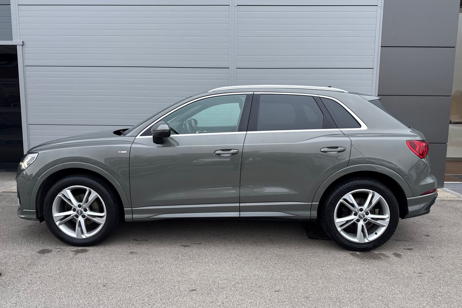 Used Audi Q3 2019 for sale - 77820238: Photo 37