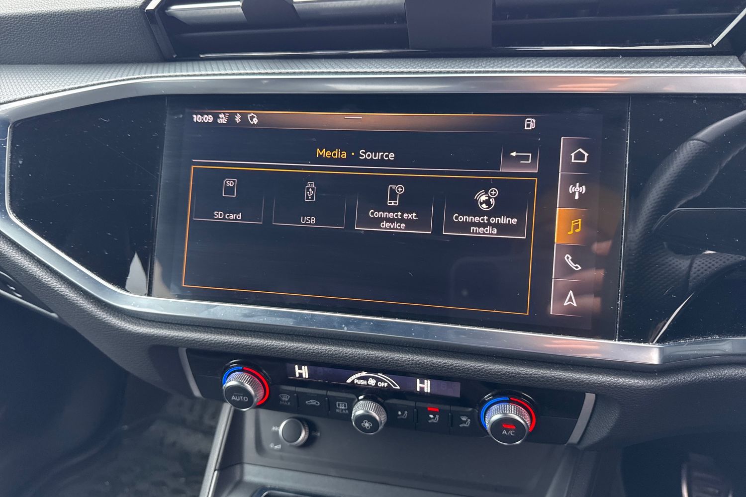 Used Audi Q3 2019 for sale - 77820238: Photo 46