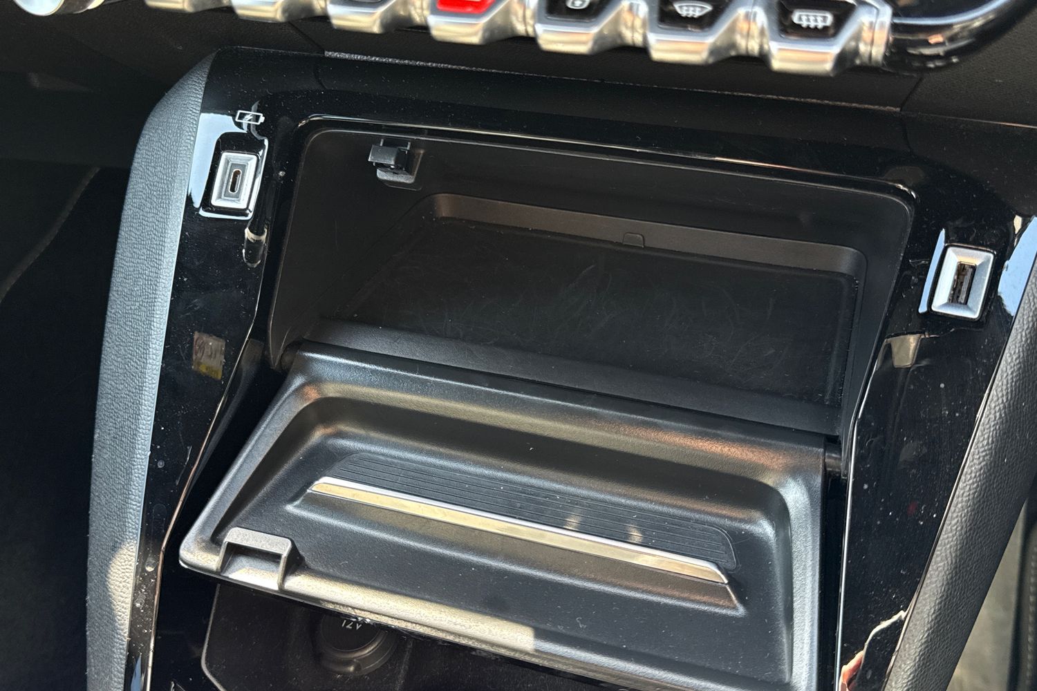 Used Peugeot 2008 2023 for sale - 78163481: Photo 42