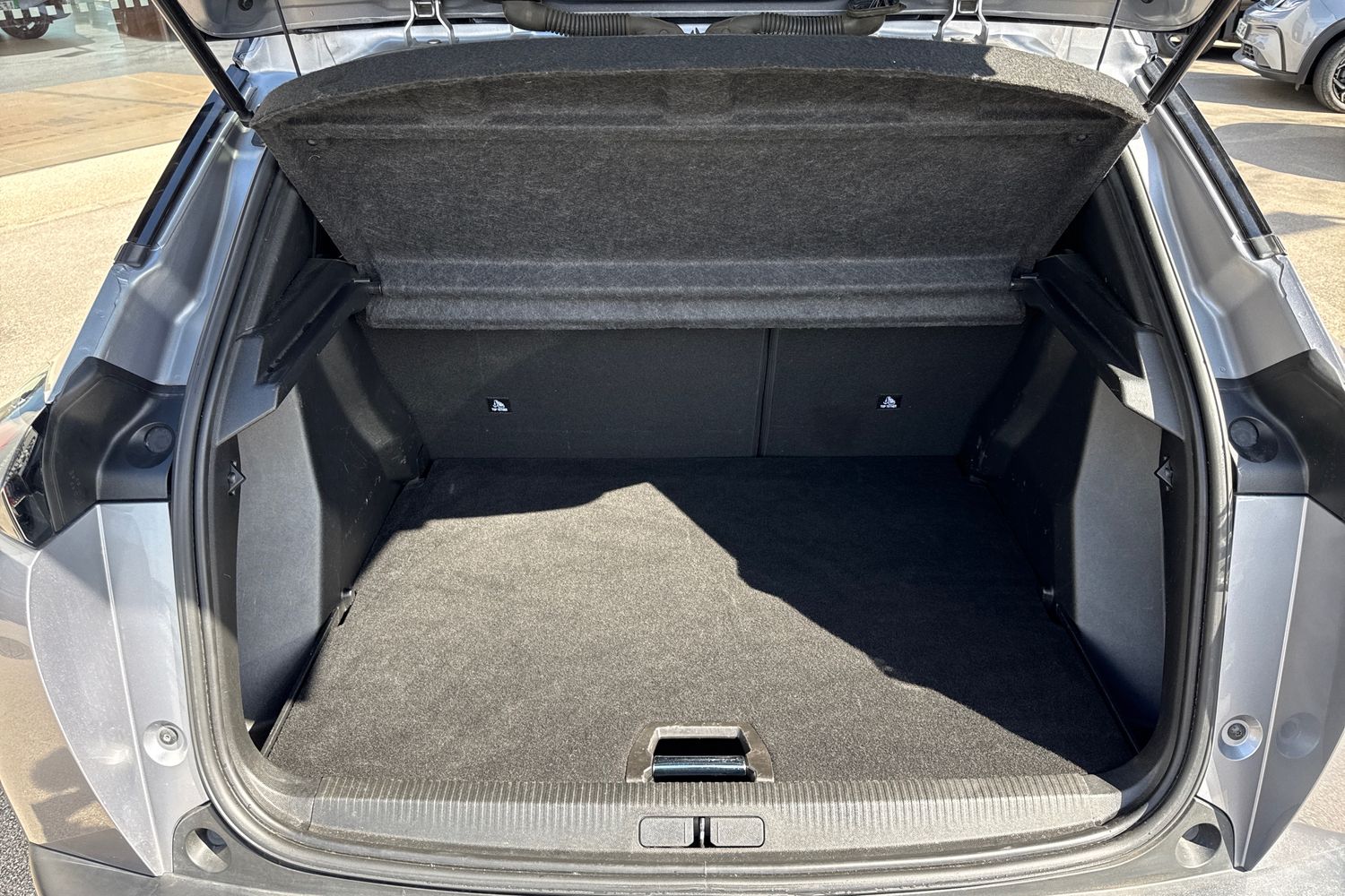 Used Peugeot 2008 2023 for sale - 78163481: Photo 6