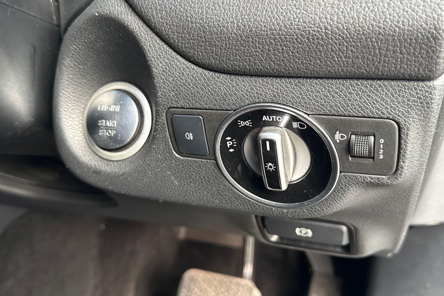 Used Mercedes-Benz CLA 2017 for sale - 76697828: Photo 54