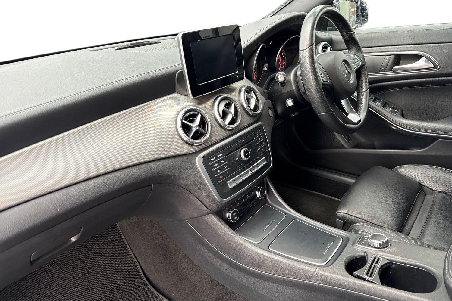 Used Mercedes-Benz CLA 2017 for sale - 76697828: Photo 8