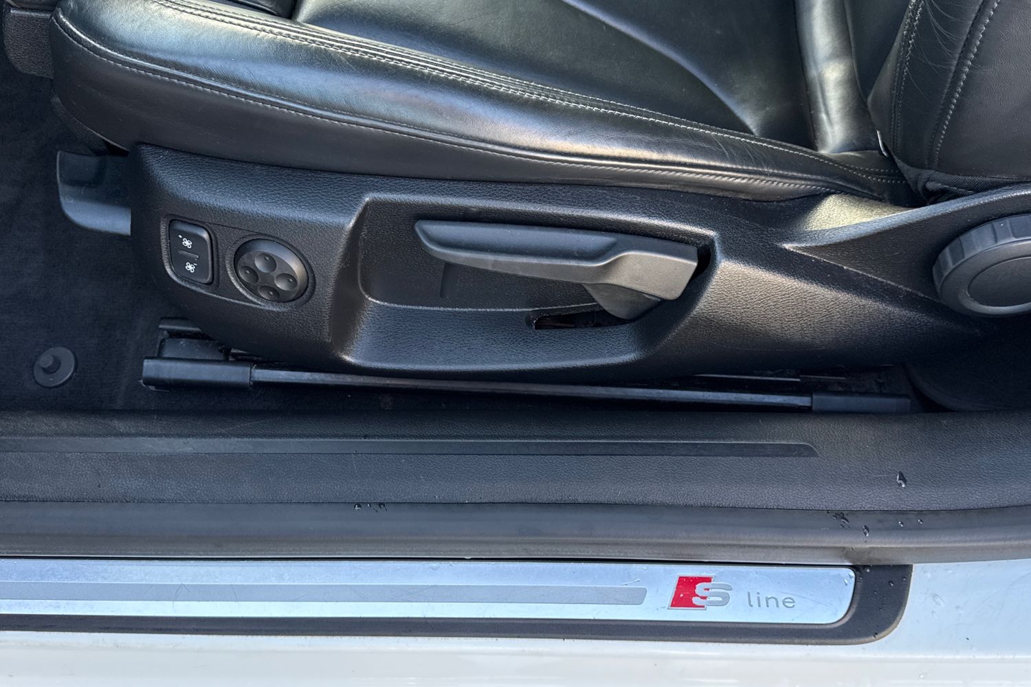 Used Audi A5 Cabriolet 2016 for sale - 77011420: Photo 37