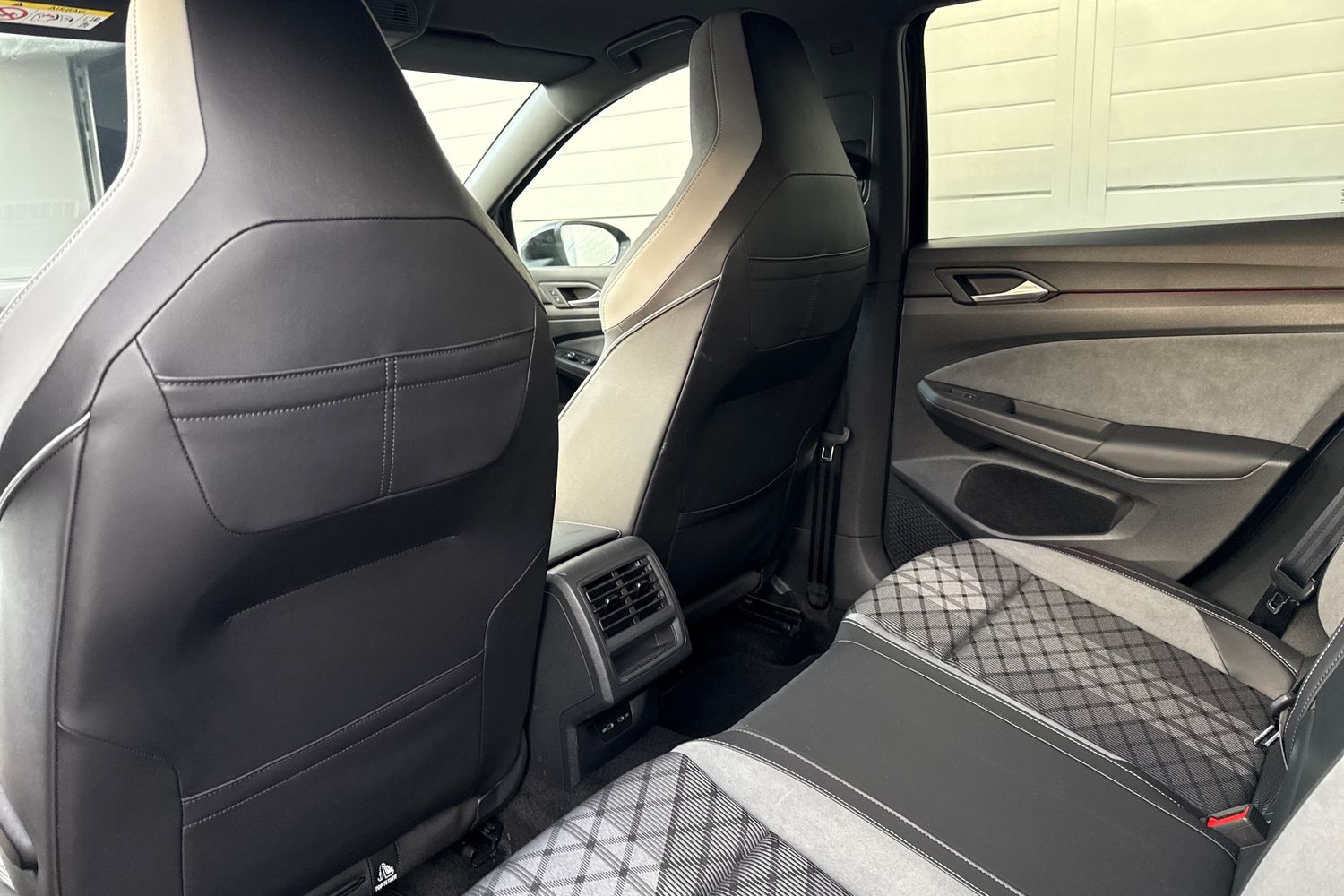 Used Volkswagen Golf 2022 for sale - 76789606: Photo 31