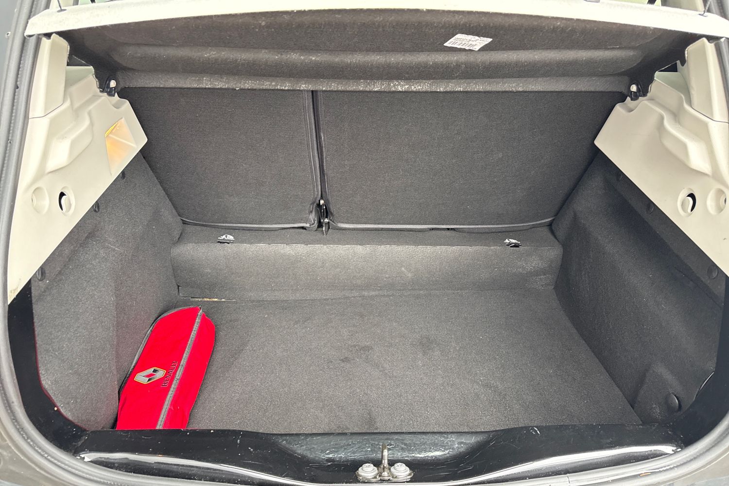 Used Renault Zoe 2020 for sale - 77829430: Photo 6