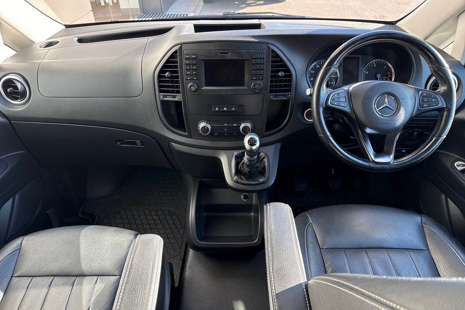 Used Mercedes-Benz Vito 2016 for sale - 76985250: Photo 34