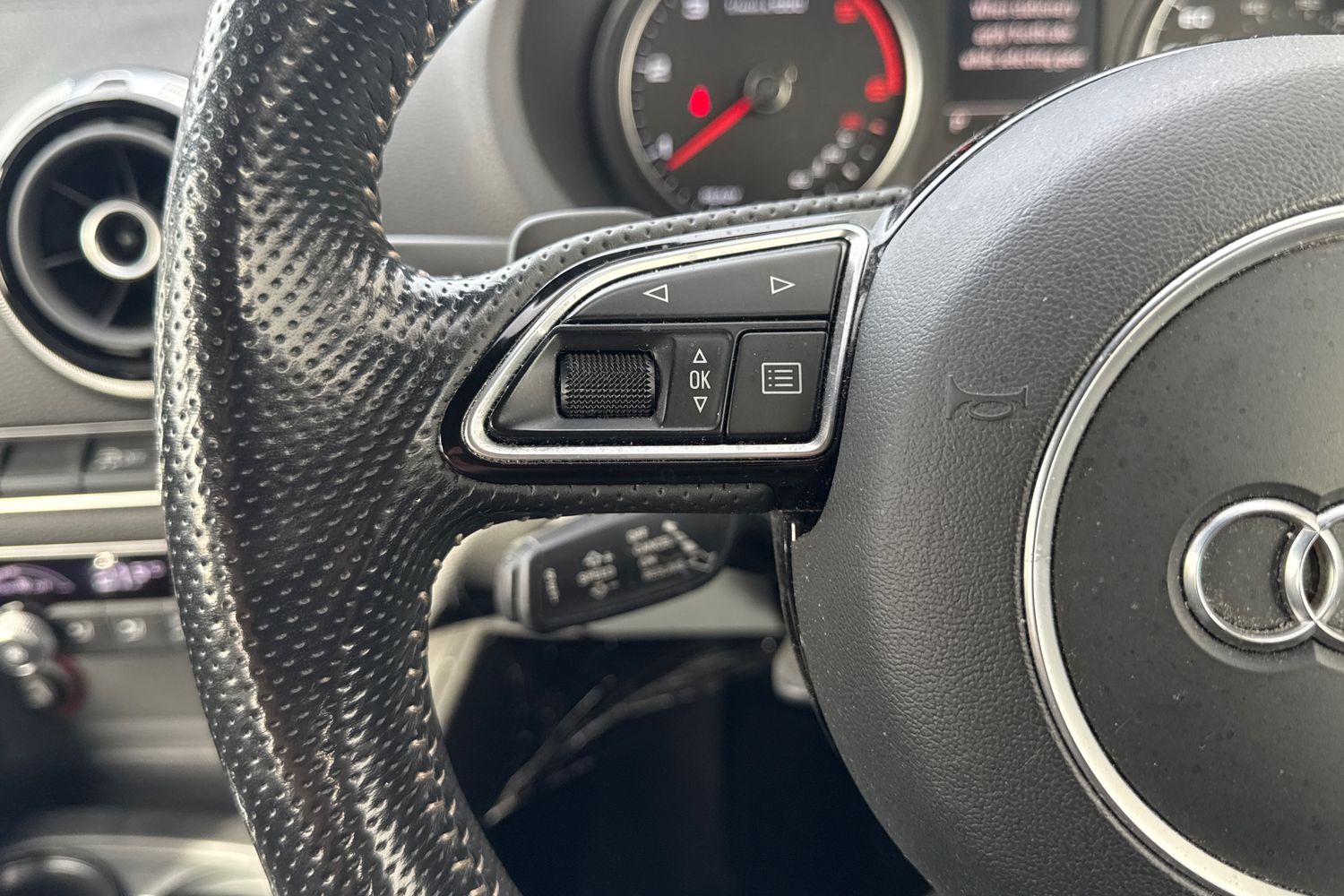 Used Audi A3 2016 for sale - 76395389: Photo 39