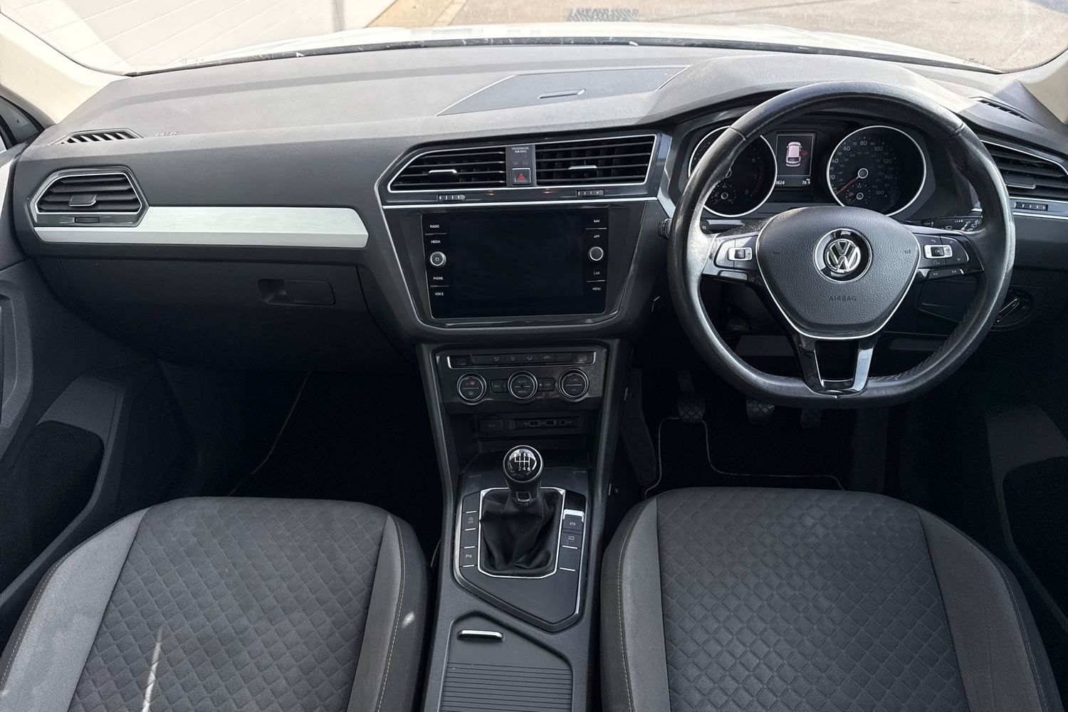 Used Volkswagen Tiguan 2018 for sale - 76411556: Photo 28