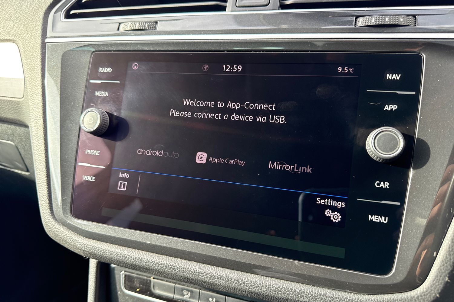 Used Volkswagen Tiguan 2018 for sale - 76411556: Photo 44