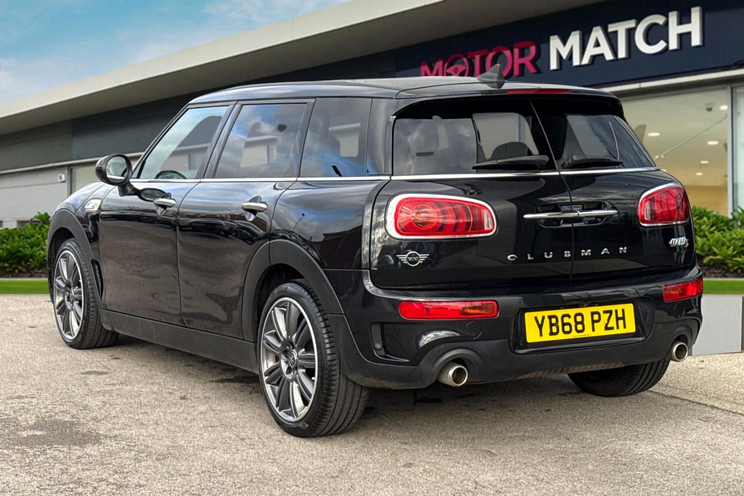 Used MINI Clubman 2018 for sale - 77654212: Photo 2