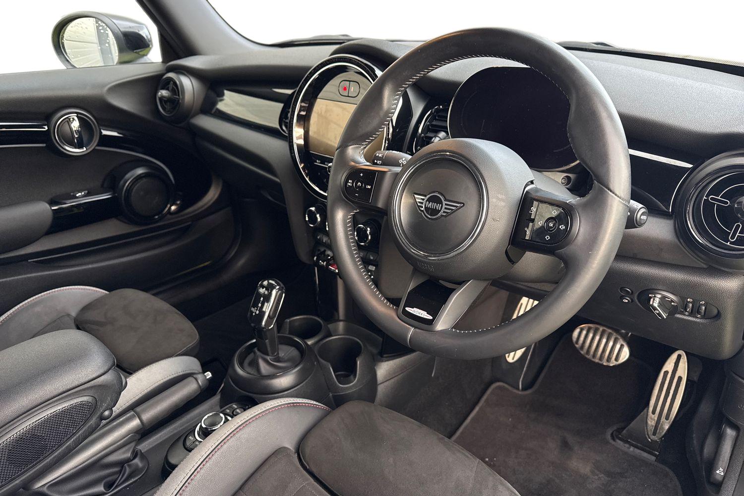 Used MINI Hatch 2023 for sale - 76391018: Photo 14