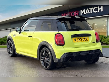 Used MINI Hatch 2023 for sale - 76391018: Photo