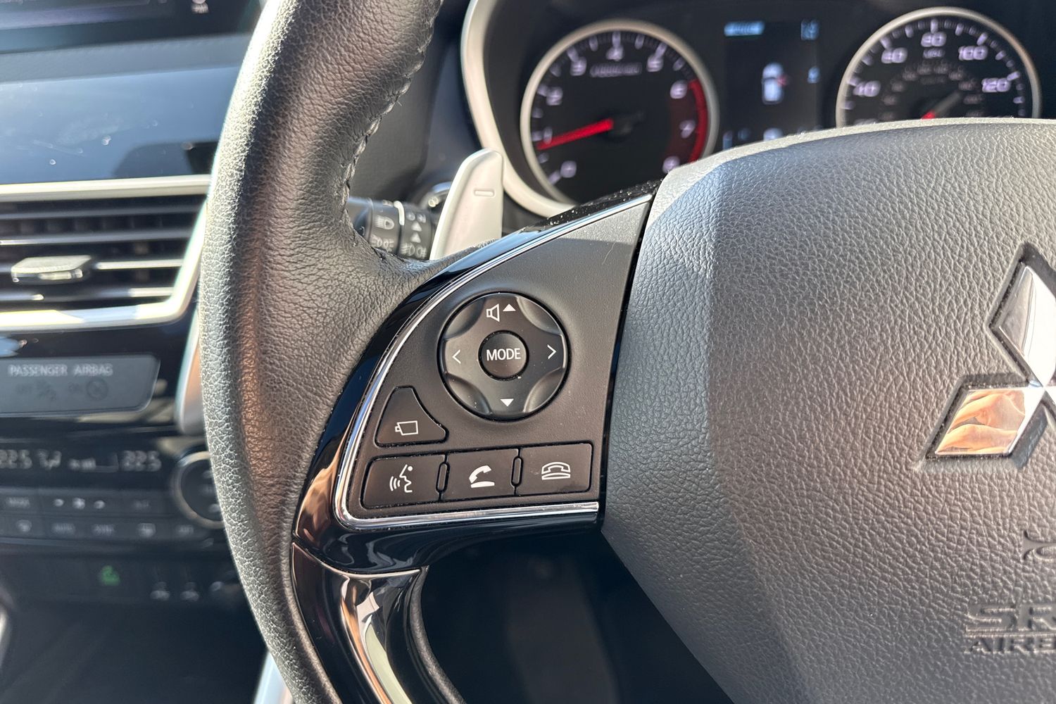 Used Mitsubishi Eclipse Cross 2018 for sale - 77935676: Photo 52