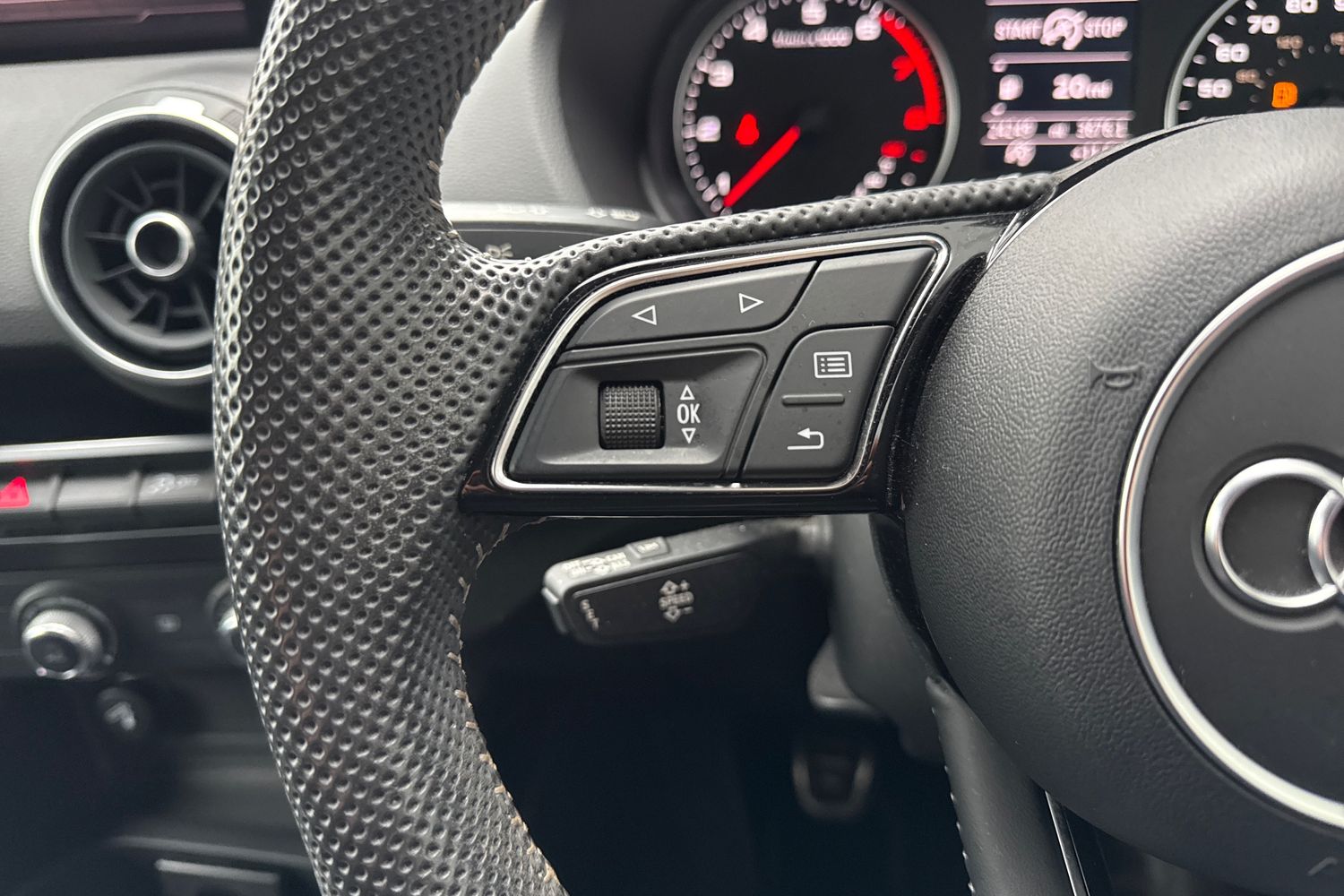 Used Audi Q2 2020 for sale - 78016251: Photo 53