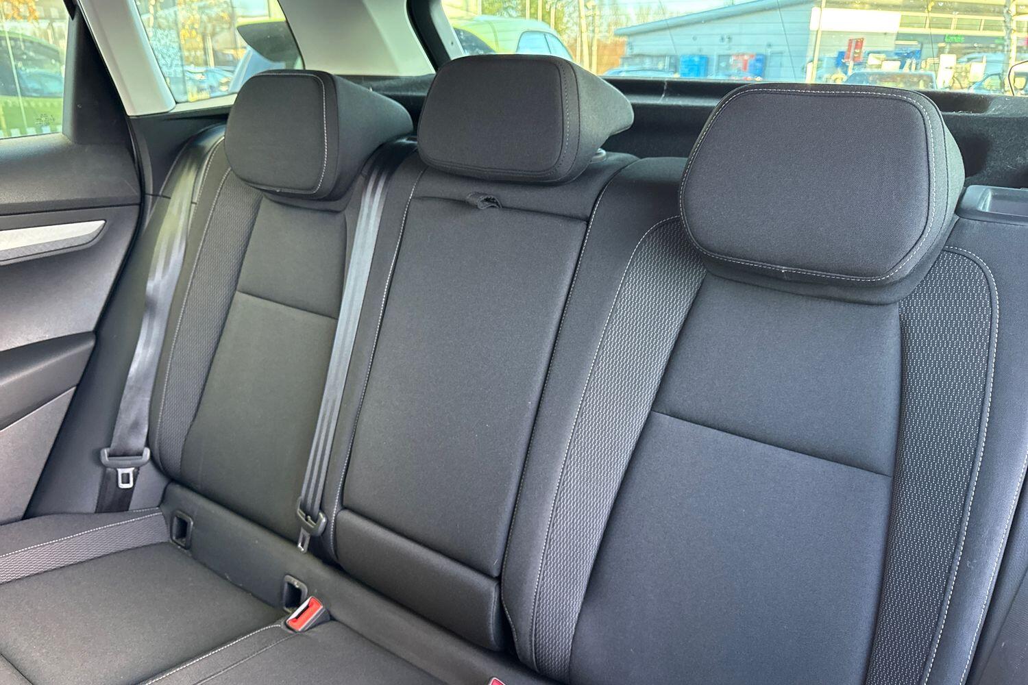 Used Skoda Karoq 2024 for sale - 76934285: Photo 14