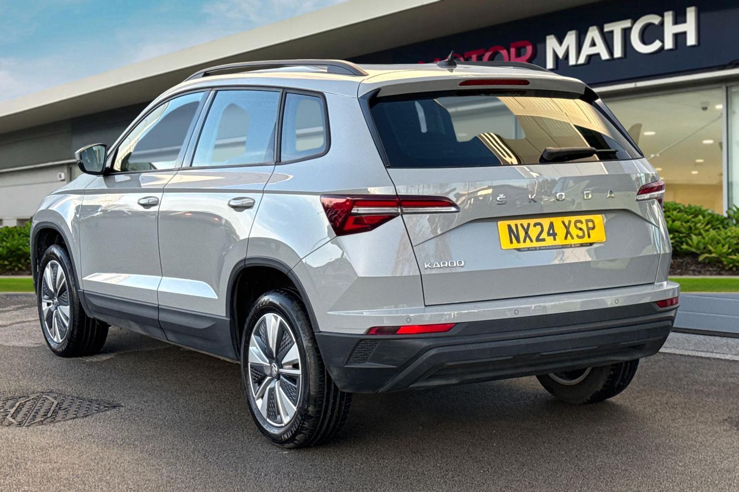 Used Skoda Karoq 2024 for sale - 76934285: Photo 2