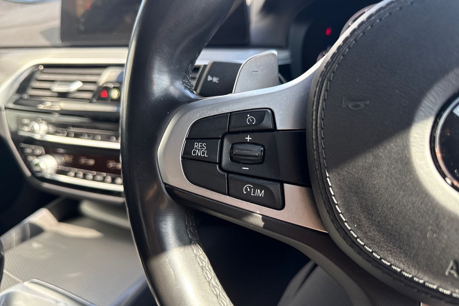 Used BMW 5 Series 2018 for sale - 78177855: Photo 43