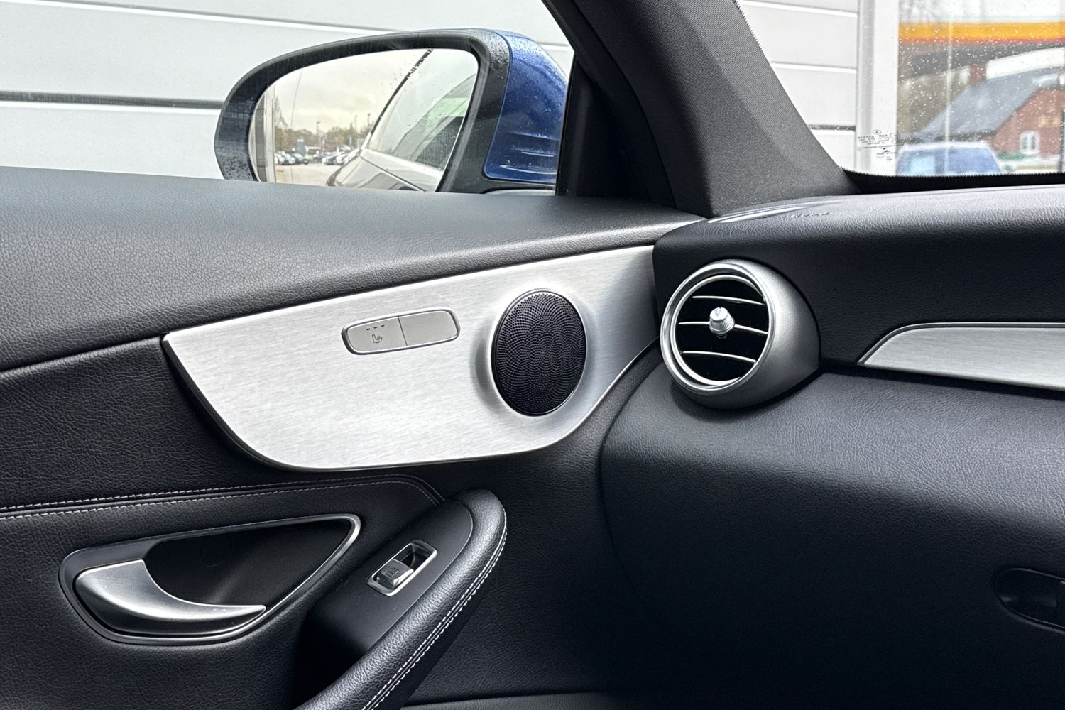 Used Mercedes-Benz C Class 2018 for sale - 77282102: Photo 35