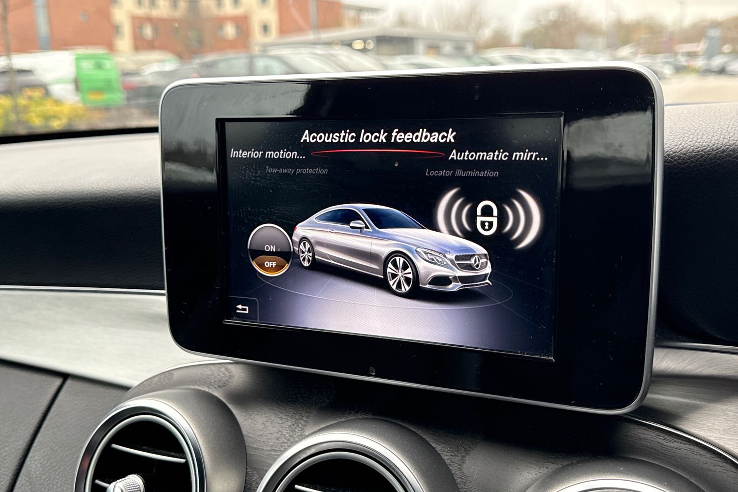 Used Mercedes-Benz C Class 2018 for sale - 77282102: Photo 51