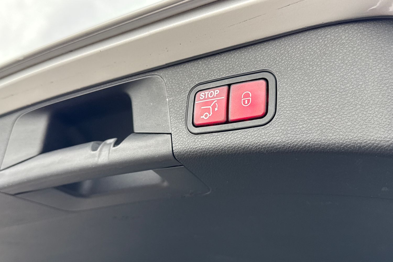 Used Mercedes-Benz C Class 2017 for sale - 76488329: Photo 30