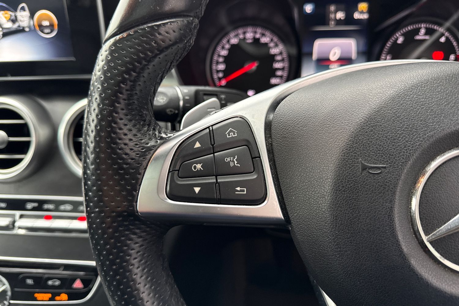 Used Mercedes-Benz C Class 2017 for sale - 76488329: Photo 50