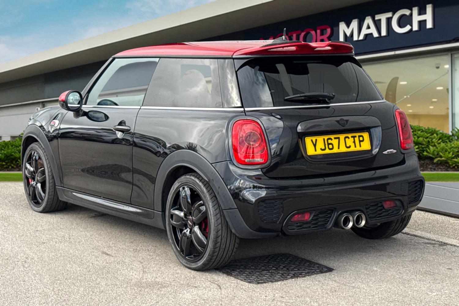 Used MINI Hatch 2018 for sale - 76274747: Photo 2
