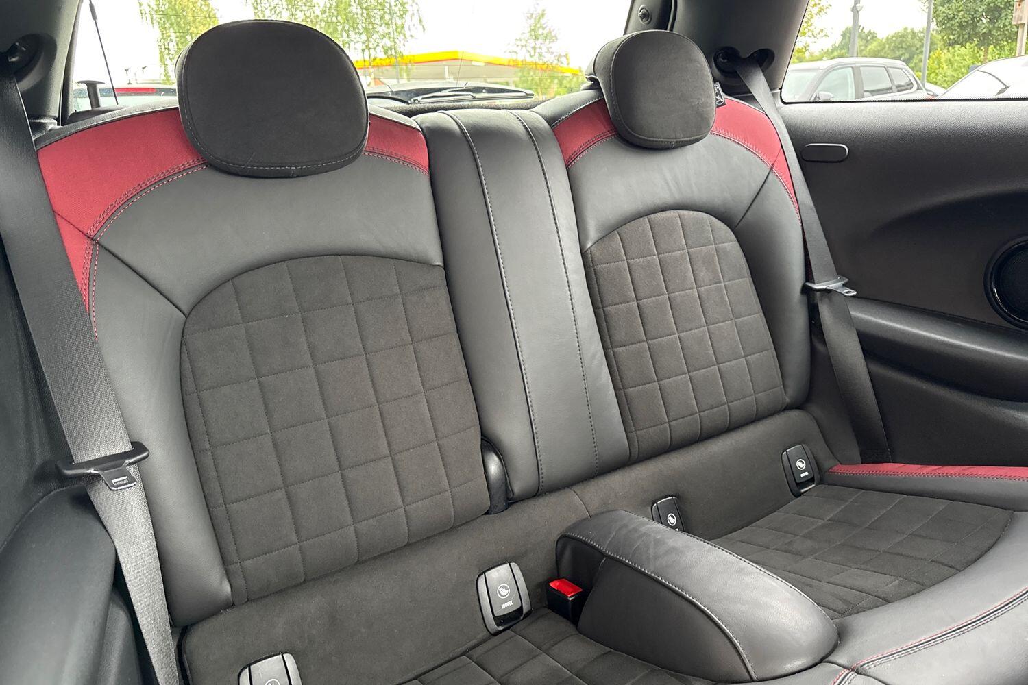 Used MINI Hatch 2018 for sale - 76274747: Photo 38