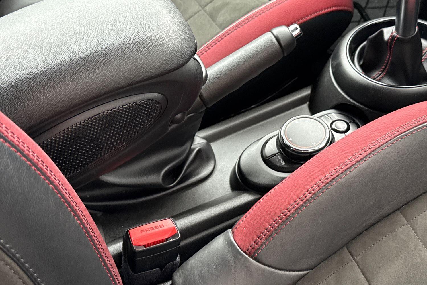Used MINI Hatch 2018 for sale - 76274747: Photo 42