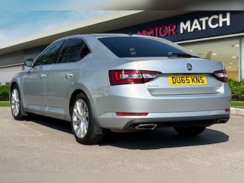 Used Skoda Superb 2015 for sale - 78765658: Photo