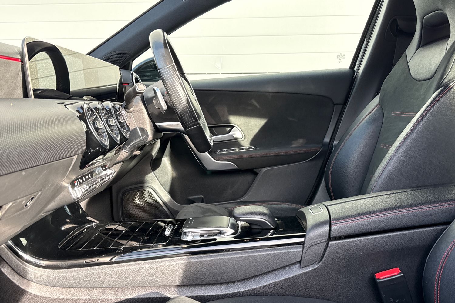 Used Mercedes-Benz A-Class 2019 for sale - 76711801: Photo 32