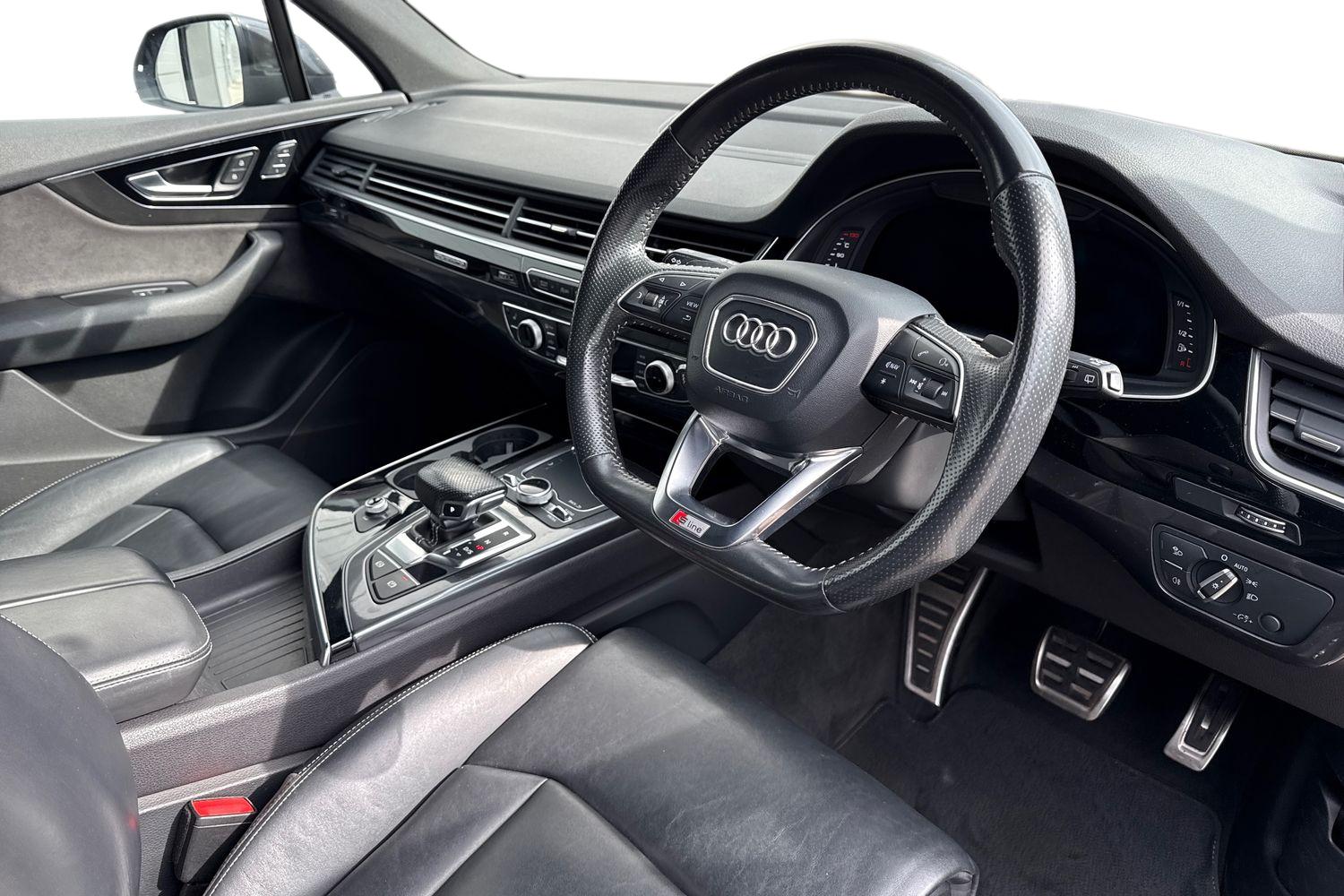 Used Audi Q7 2018 for sale - 76148975: Photo 14