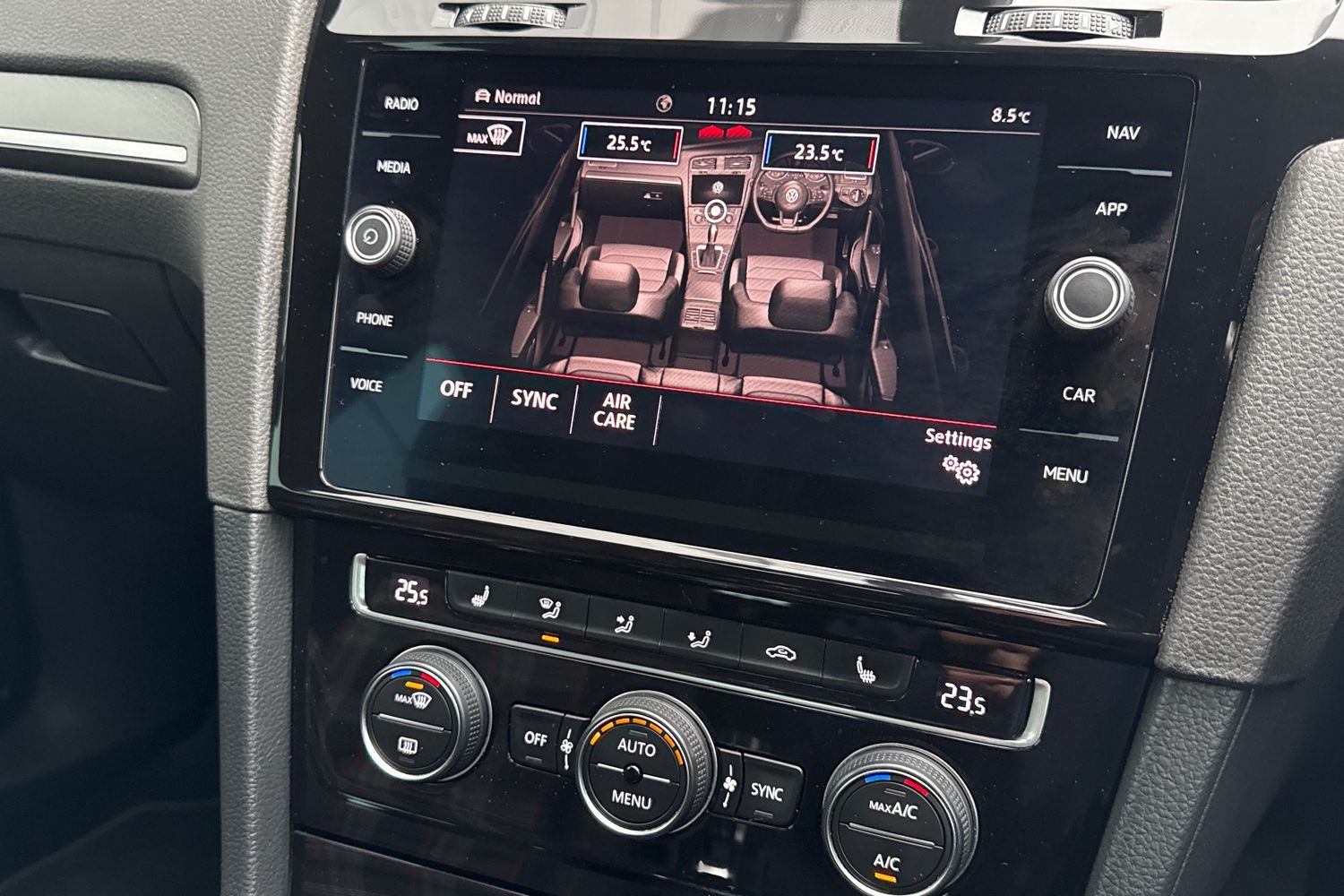 Used Volkswagen Golf 2017 for sale - 77006822: Photo 22