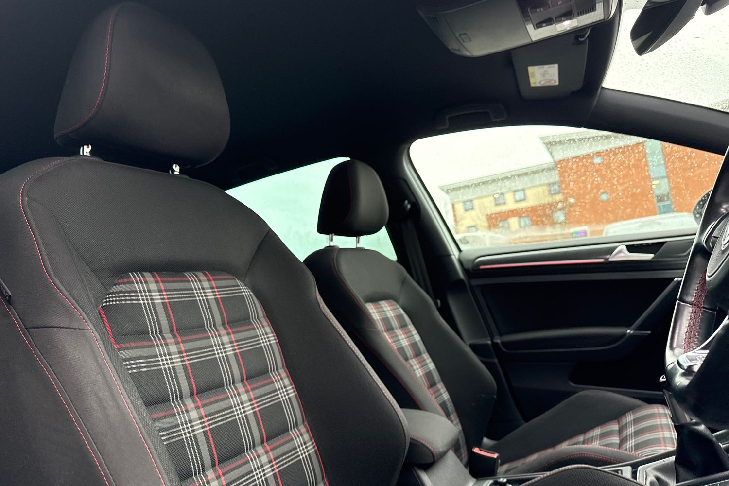 Used Volkswagen Golf 2017 for sale - 77006822: Photo 24