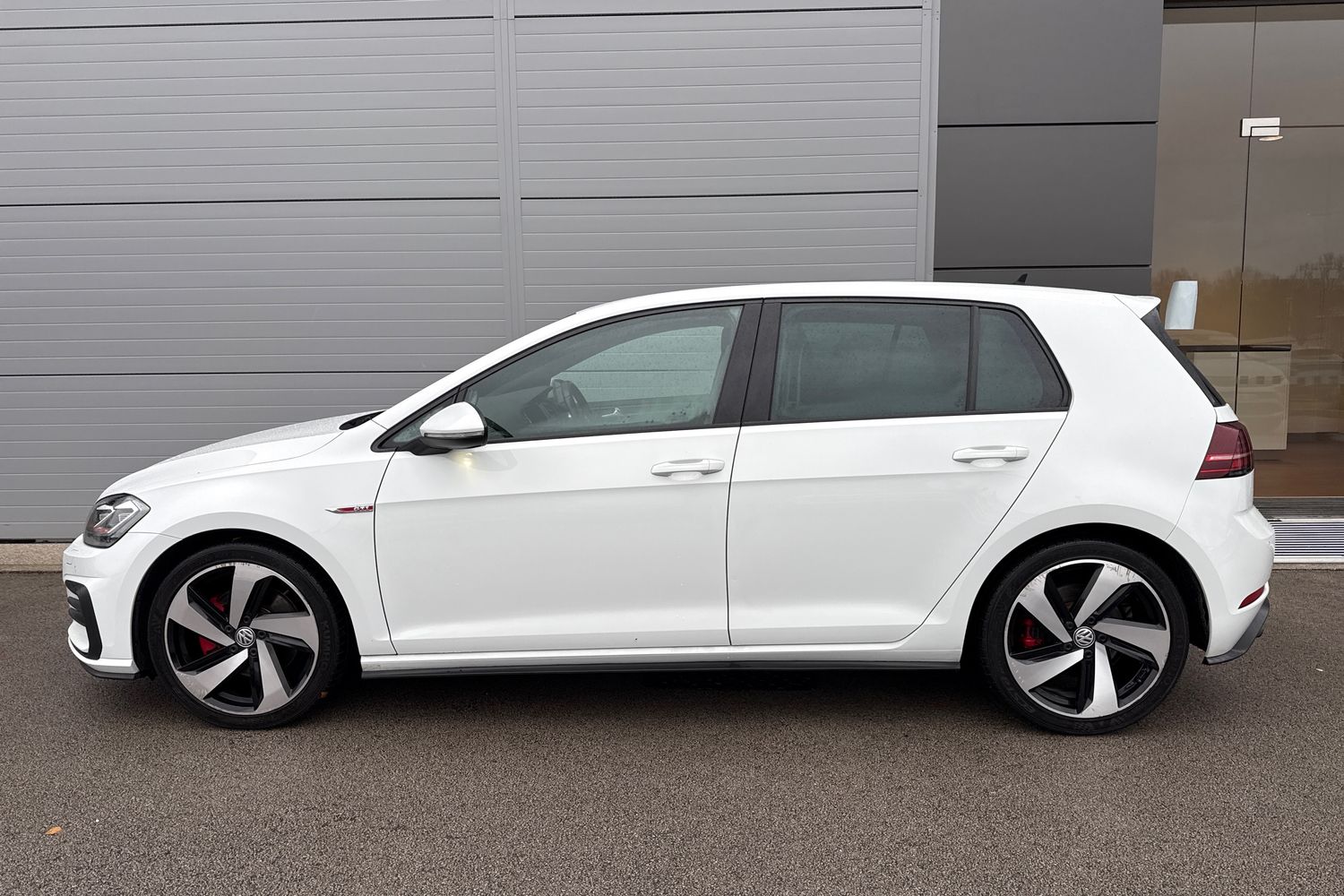 Used Volkswagen Golf 2017 for sale - 77006822: Photo 25