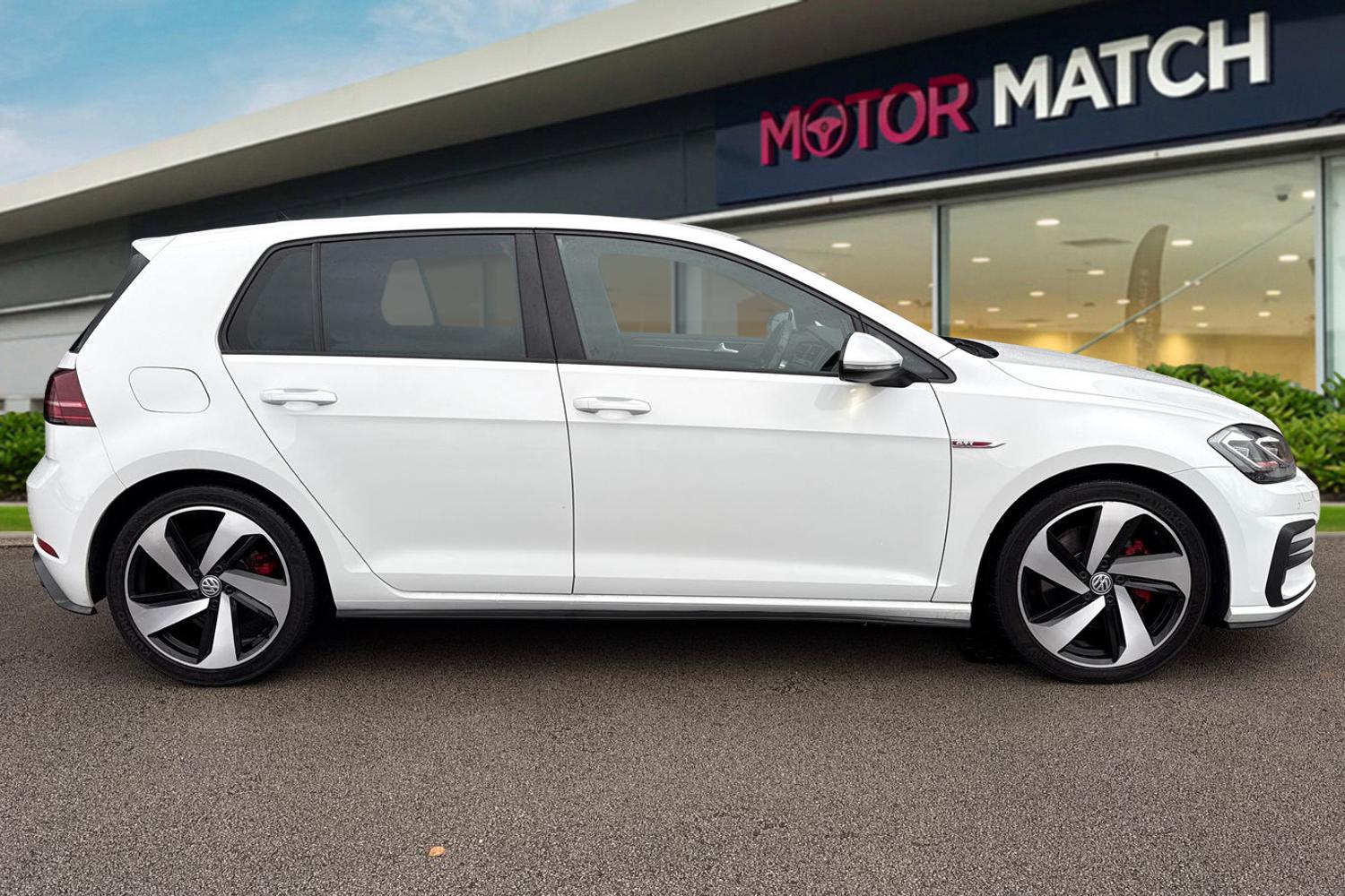 Used Volkswagen Golf 2017 for sale - 77006822: Photo 3